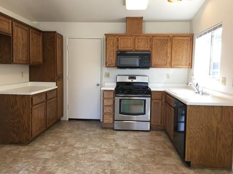 4118 Donald Dr, Olivehurst, CA 95961 photo 5