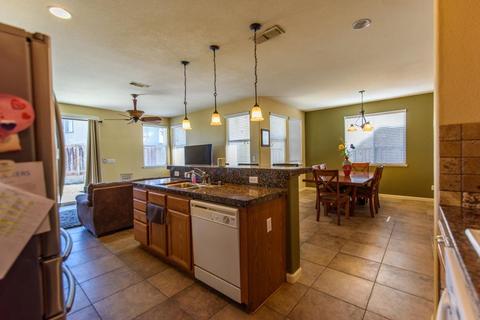 240 Crescent Moon Dr, Lathrop, CA 95330 photo 10