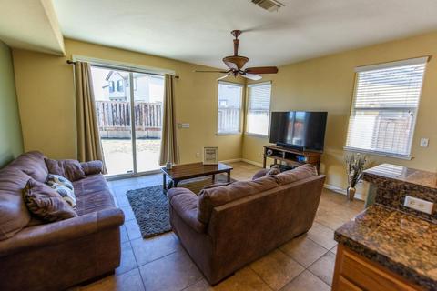 240 Crescent Moon Dr, Lathrop, CA 95330 photo 14