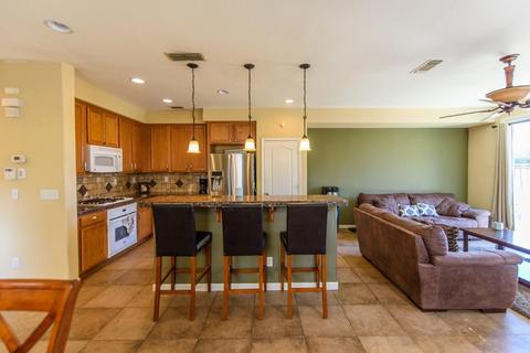 240 Crescent Moon Dr, Lathrop, CA 95330 photo 11