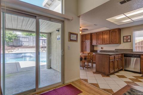 3949 Running Bear Way, Antelope, CA 95843 photo 11