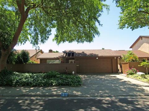 1812 Edgebrook Dr, Modesto, CA 95354 photo 1