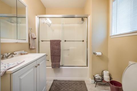 1208 Guiseppe Ln, Modesto, CA 95355 photo 12