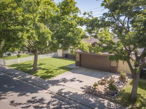 1208 Guiseppe Ln, Modesto, CA 95355 photo 21