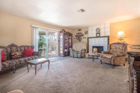 1208 Guiseppe Ln, Modesto, CA 95355 photo 3