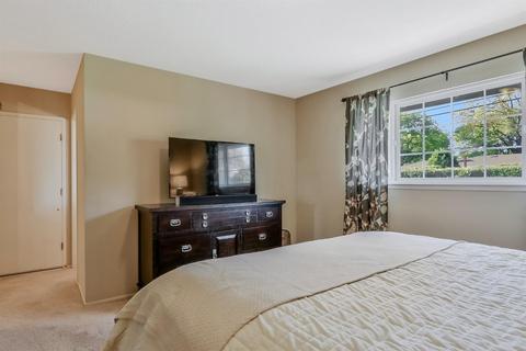 1017 W Rumble Rd, Modesto, CA 95350 photo 20