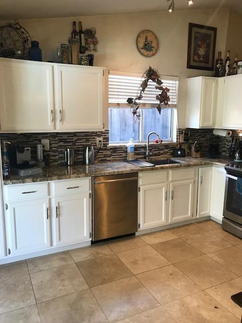 791 Quaker Ridge Ct, Lathrop, CA 95330 photo 9