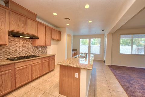 1324 Horizon Ln, Patterson, CA 95363 photo 8