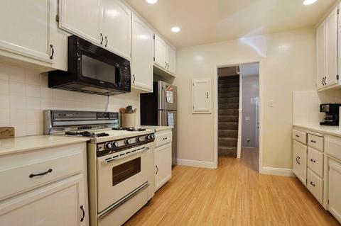 220 N Crescent Ave, Lodi, CA 95240 photo 14