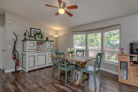 2733 Albany Ave, Davis, CA 95618 photo 8