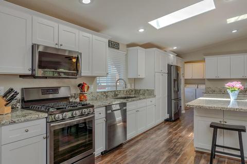 2733 Albany Ave, Davis, CA 95618 photo 11