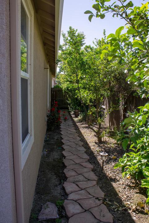 1586 Hometown Ln, Manteca, CA 95337 photo 23