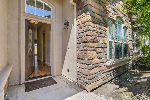 1533 Magic Ln, Lodi, CA 95242 photo 4