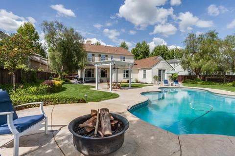 2068 Fairway Oaks Dr, Ripon, CA 95366 photo 6