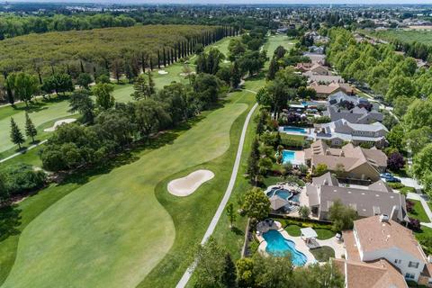 2068 Fairway Oaks Dr, Ripon, CA 95366 photo 4