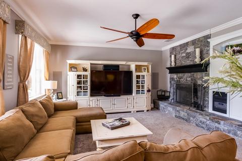 2068 Fairway Oaks Dr, Ripon, CA 95366 photo 14