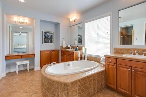 2068 Fairway Oaks Dr, Ripon, CA 95366 photo 32