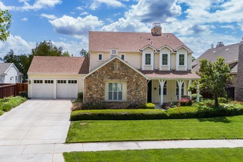 2068 Fairway Oaks Dr, Ripon, CA 95366 photo 1