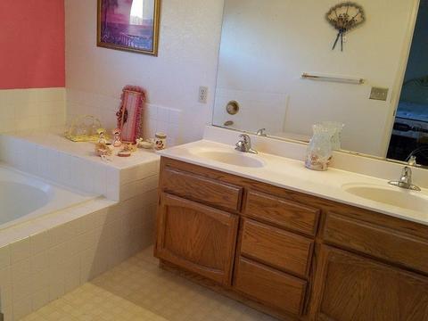 8232 Rockbury Way, Antelope, CA 95843 photo 4