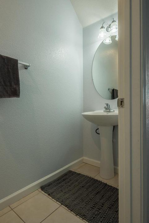 3304 Maple Ridge Dr, Modesto, CA 95355 photo 4
