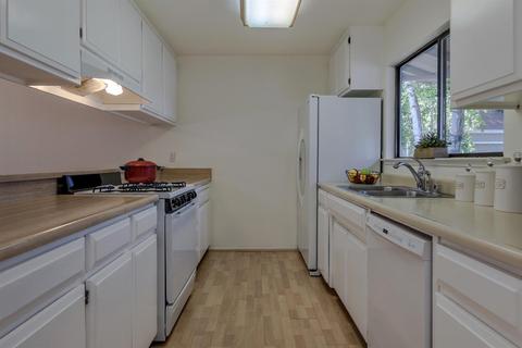 136 Grande Ave, Davis, CA 95616 photo 12