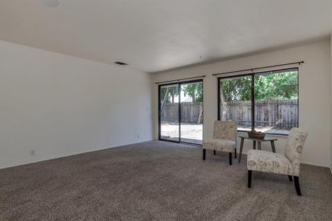 136 Grande Ave, Davis, CA 95616 photo 4
