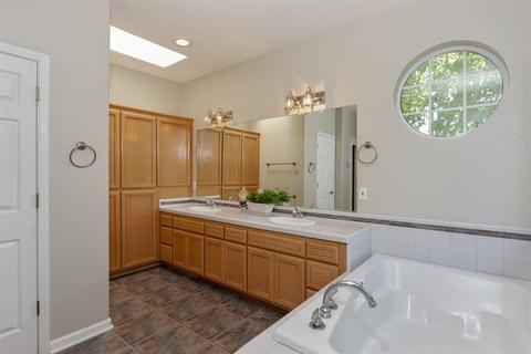 2134 Saint Elias Pl, Davis, CA 95616 photo 14