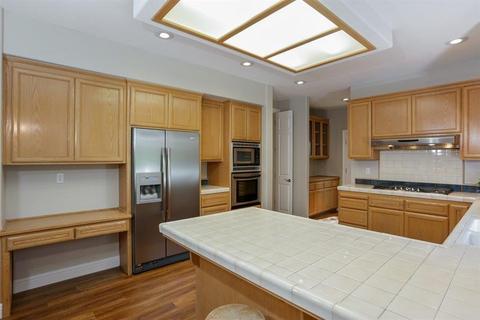 2134 Saint Elias Pl, Davis, CA 95616 photo 10