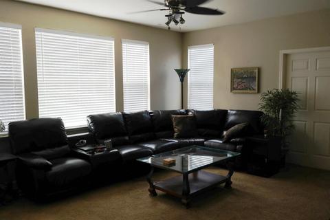 35 Bella Flora Ln, Patterson, CA 95363 photo 7