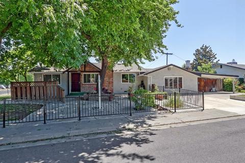 632 E Mayfair Ave, Stockton, CA 95207 photo 1