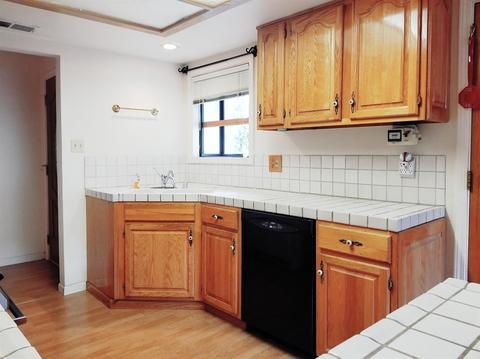 607 Tahoe Dr, Lodi, CA 95242 photo 4