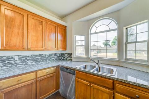 2558 Bright Ct, Merced, CA 95348 photo 10