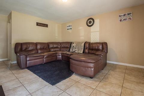 1014 Roselawn Ave, Modesto, CA 95351 photo 4