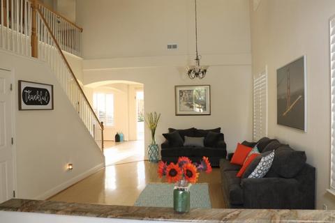 583 Veneto Ct, Tracy, CA 95377 photo 3