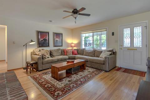 902 Pine Ln, Davis, CA 95616 photo 5