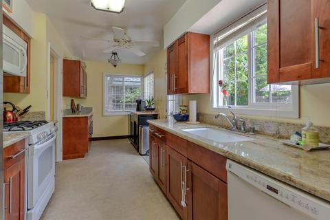 902 Pine Ln, Davis, CA 95616 photo 8