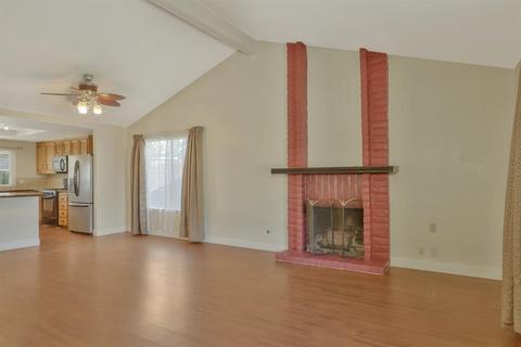 1504 Carlisle Ave, Modesto, CA 95356 photo 8