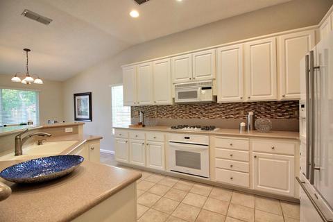 2325 Leonardo St, Davis, CA 95618 photo 5