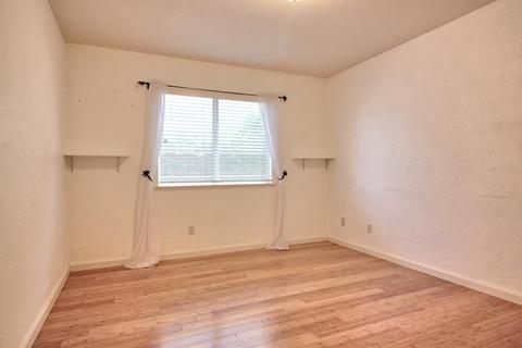 2325 Leonardo St, Davis, CA 95618 photo 13