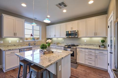1212 Mariners Dr, Lathrop, CA 95330 photo 7