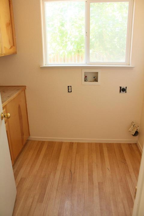 300 E Kern St, Other, CA 93206 photo 14