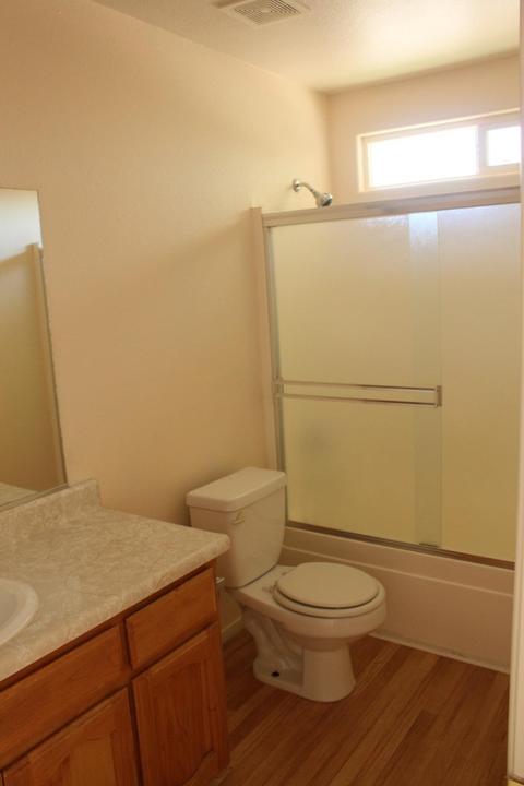300 E Kern St, Other, CA 93206 photo 17