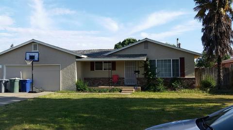 1426 Queens Circle Cr, Merced, CA 95340 photo 1