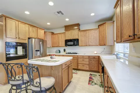1460 Beford St, Olivehurst, CA 95961 photo 10