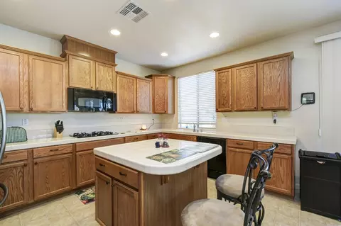 1460 Beford St, Olivehurst, CA 95961 photo 9