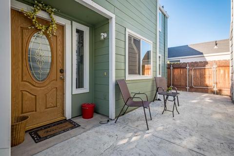 423 Benjamin Pl, Manteca, CA 95337 photo 1