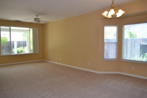 2518 Spring Ct, Rocklin, CA 95765 photo 4