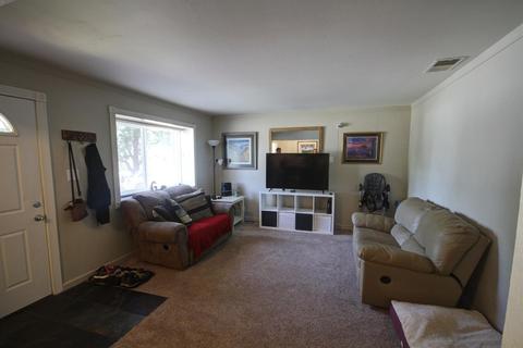 5837 Sharps Cir, Carmichael, CA 95608 photo 4