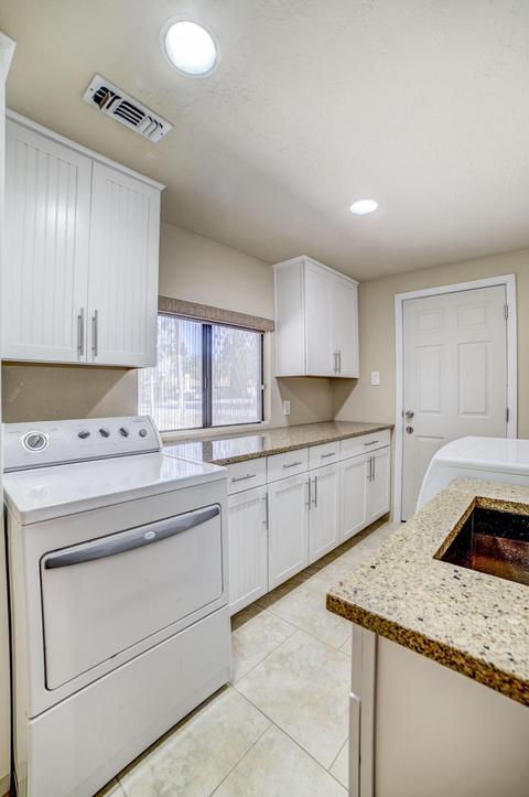 2255 Garfield Ave, Carmichael, CA 95608 photo 14