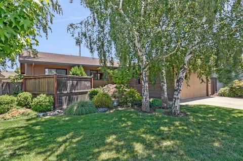 106 Benson Dr, Lodi, CA 95242 photo 3